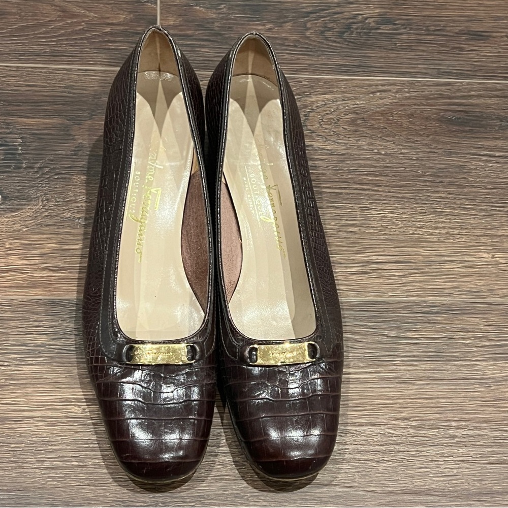 Salvator Ferragamo Vintage Brown Leather Gold Logo Heel Loafers Size 7.5a